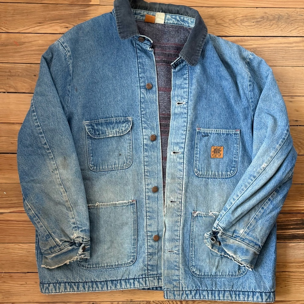 Chore Coat Men's Blue Denim Jacket xl vintage great wear/patina. Lined.